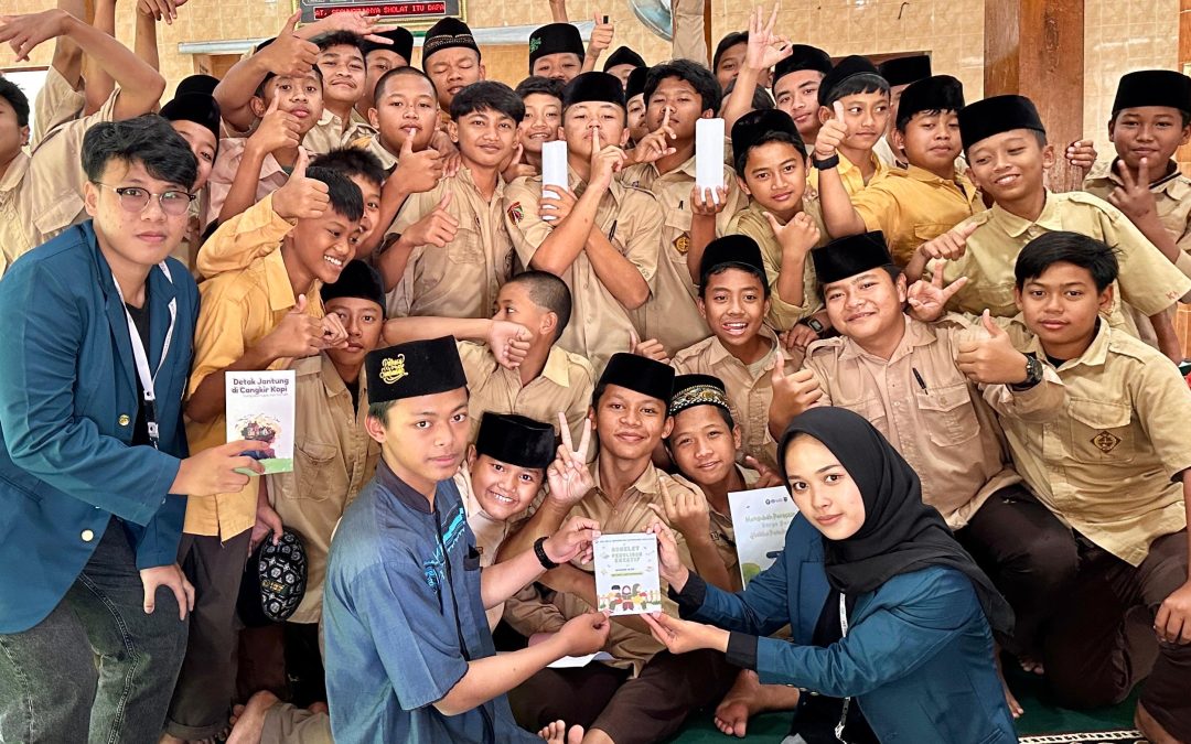 Gokil! Mahasiswa KKN Undip 2024 Ajarkan Cara Mengubah Perasaan Menjadi Karya Bermakna Melalui Pelatihan Penulisan Kreatif